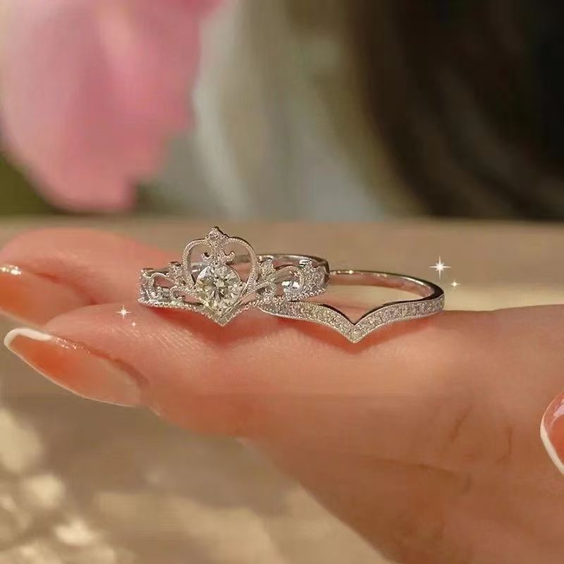 Luxury Crown Stackable Ring Set
